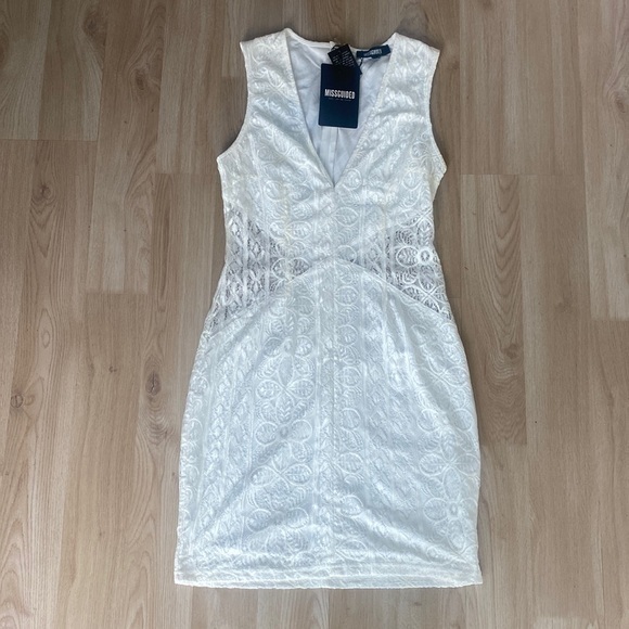 Missguided Dresses & Skirts - NWT White Lace Missguided Dress size 6 (US)